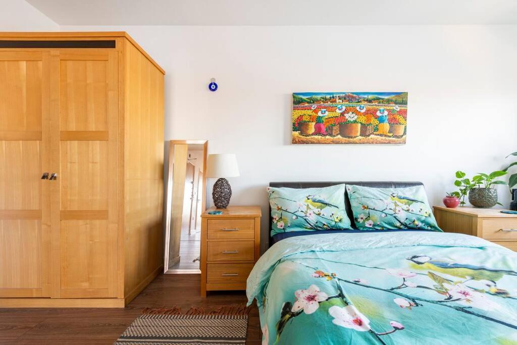 Skylineviews 2 Bed 2 Bath Flat Near Canary Wharf, O2 & Excel Apartamento